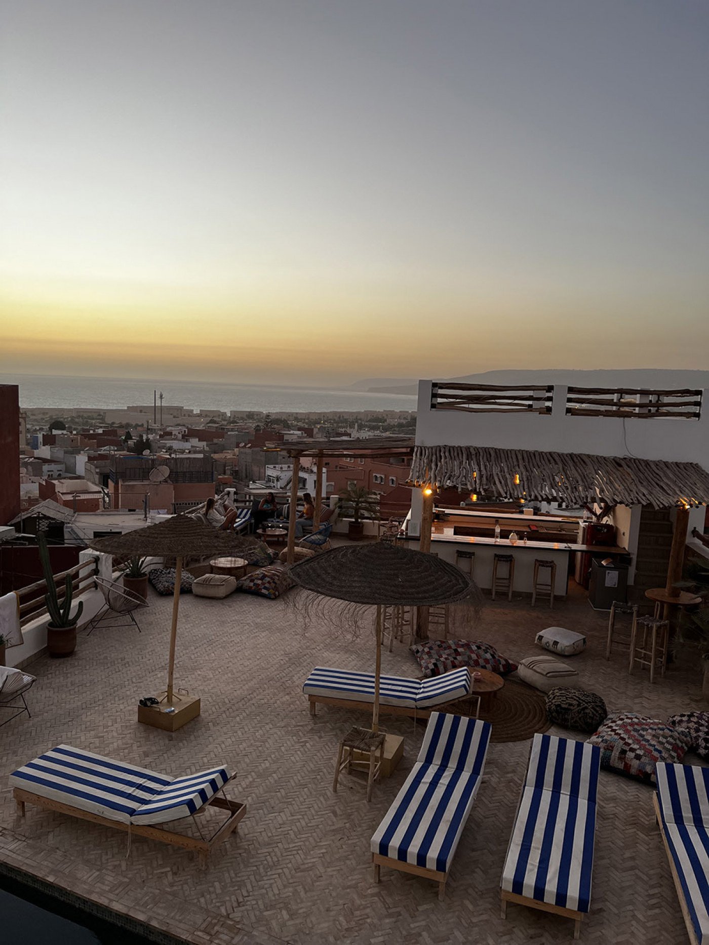 Surf & Friends Lodge