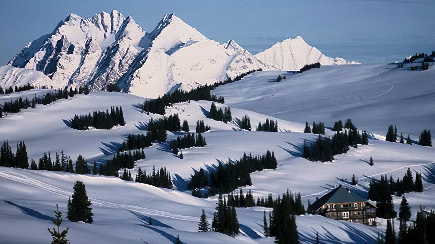 Purcell Mountain Lodge