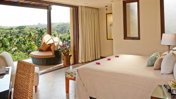 Las Flores Surf Resort