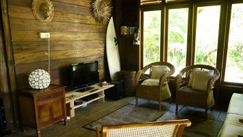 Awera Island Surf Camp