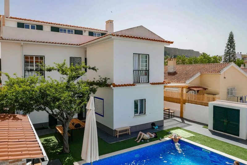 Surf Inn Lisbon